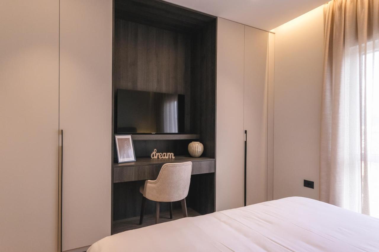 Two Steps Apartments Tirana Exterior foto